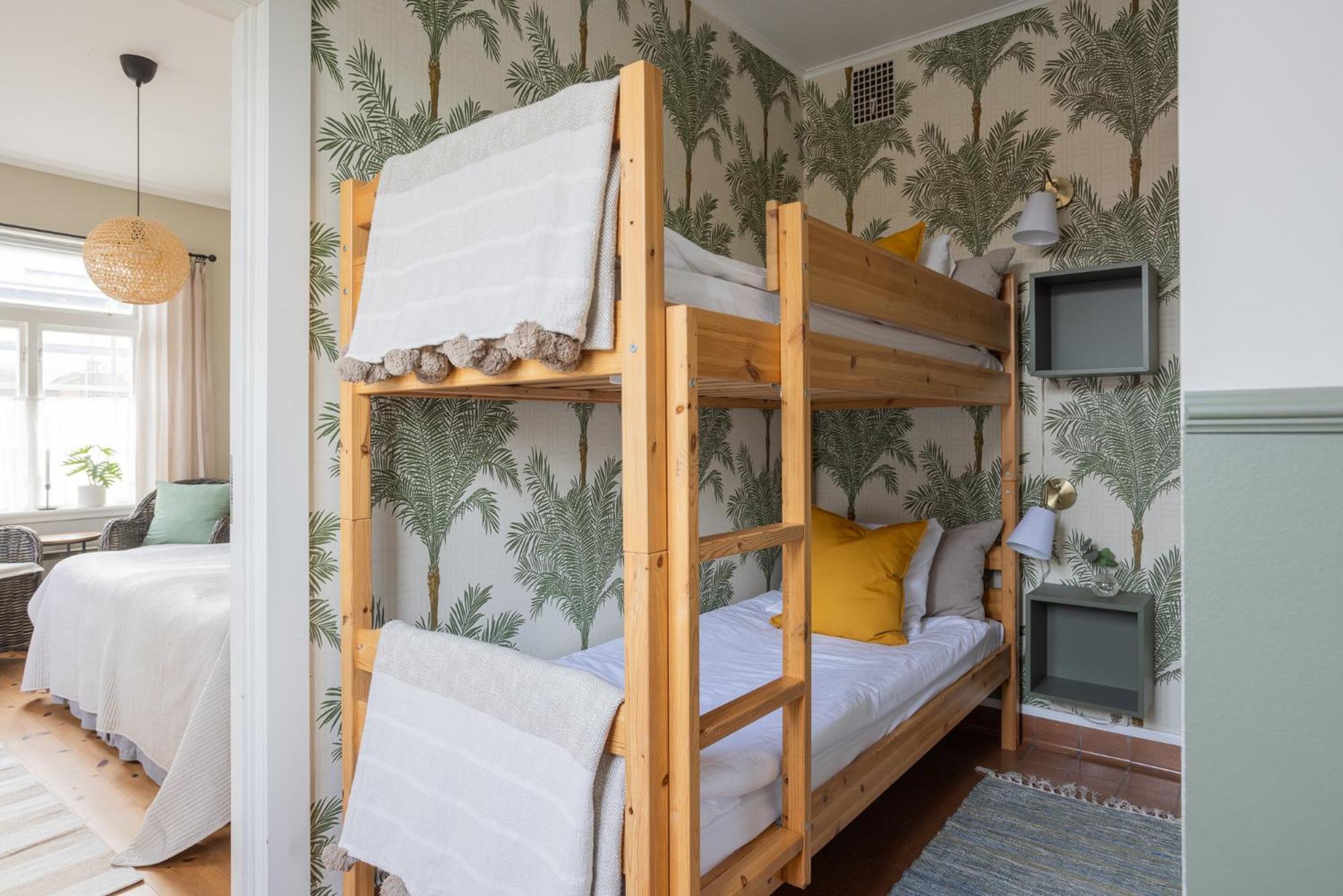 Bed and Breakfast Stationen Ystad Exterior foto